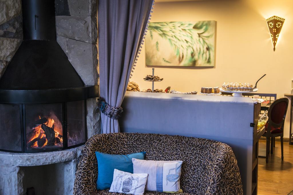 Lirolay Suites - Apart Hotel San Carlos de Bariloche Eksteriør billede