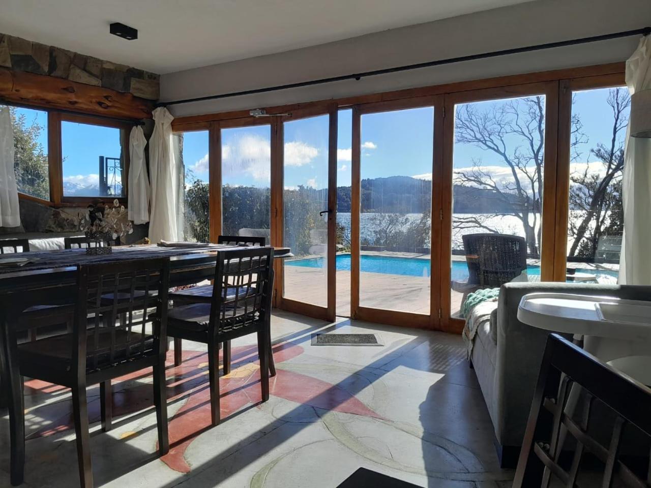 Lirolay Suites - Apart Hotel San Carlos de Bariloche Eksteriør billede