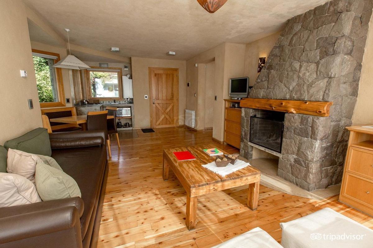 Lirolay Suites - Apart Hotel San Carlos de Bariloche Eksteriør billede